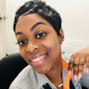 Meet your Posher, Raychelle